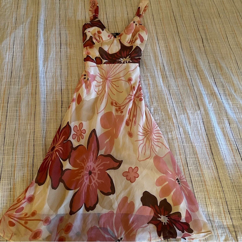 Vintage floral midi dress with waist ties